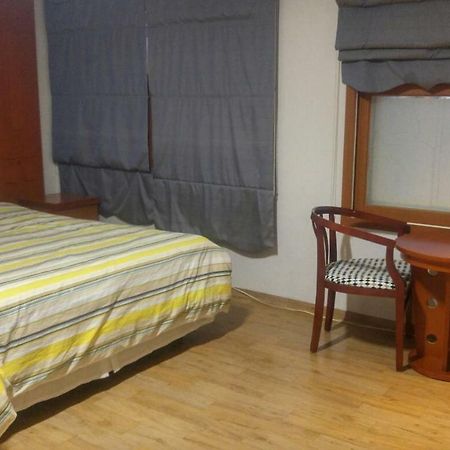 Marine Guesthouse Sokcho Exterior photo