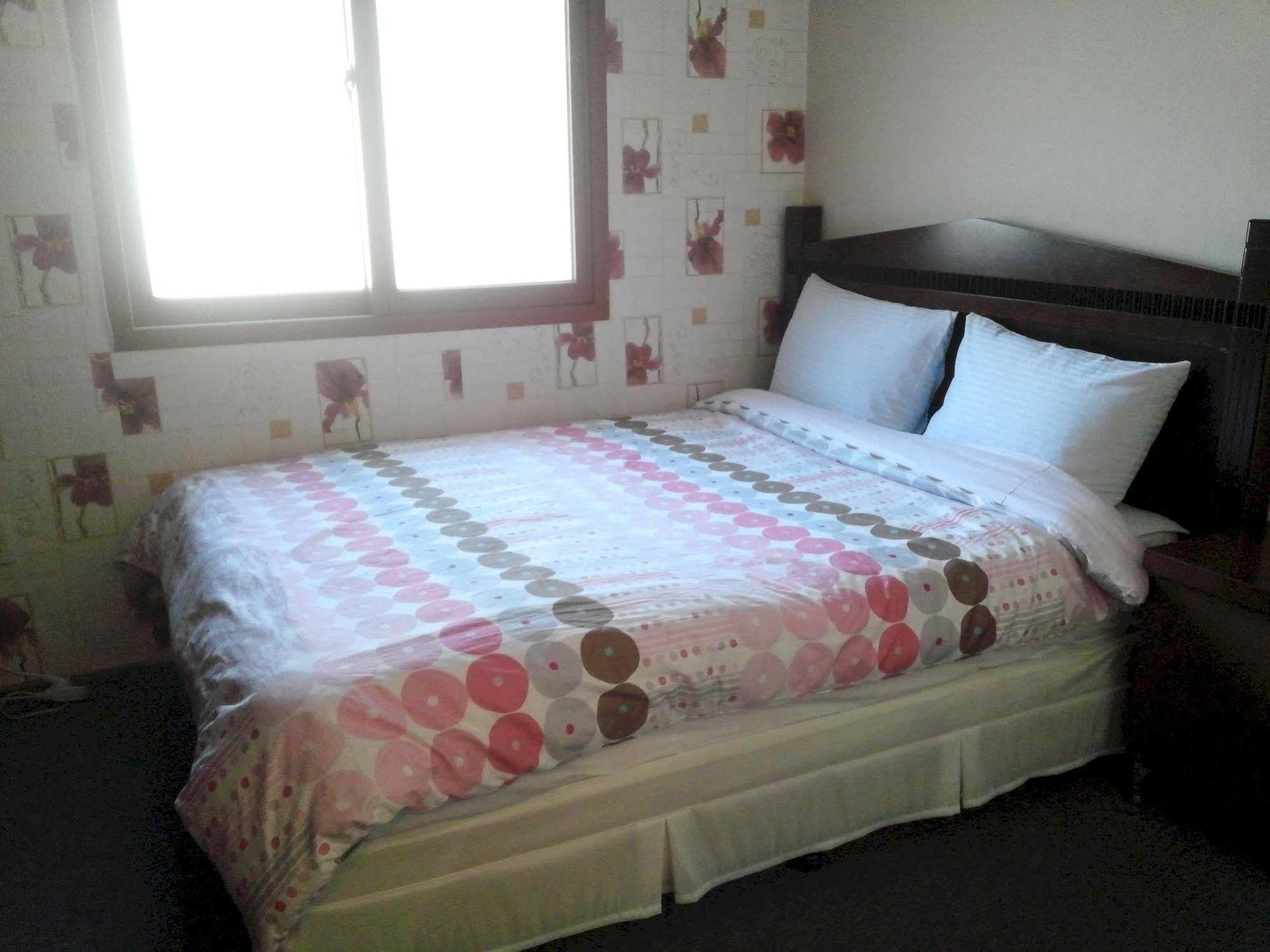 Marine Guesthouse Sokcho Exterior photo