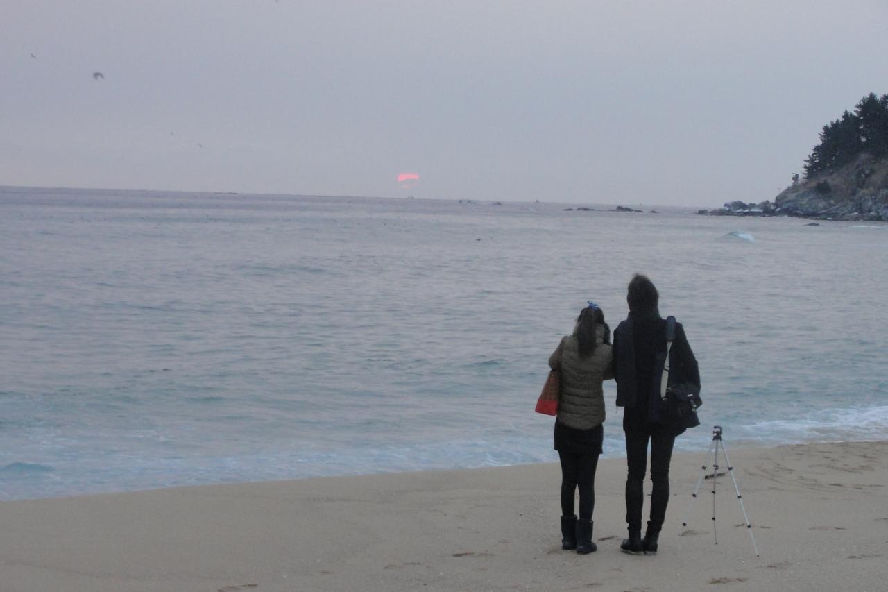 Marine Guesthouse Sokcho Exterior photo